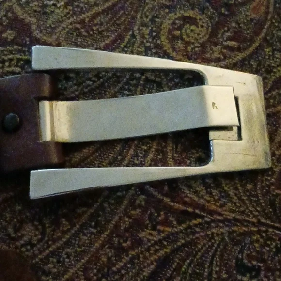 Gorgeous Leather Belt - Picture 6 of 7